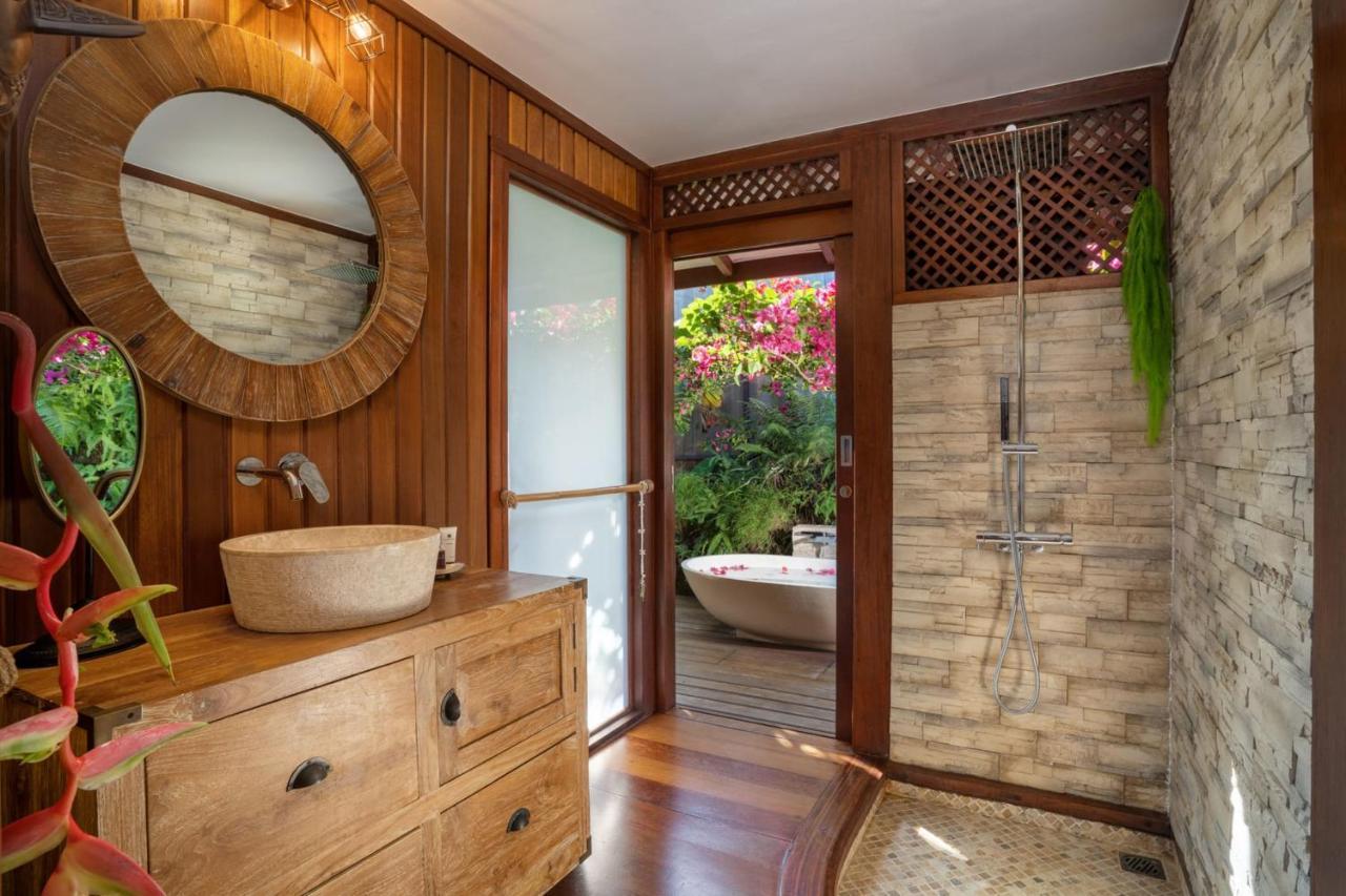 Villa Manuiti, Balinese Luxury Home - Private Swim Spa, Ocean View - Ofyr Bbq - Koi Pond Punaauia  Eksteriør billede